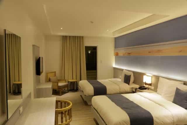 Icove Beach Hotel Olongapo City Exteriör bild