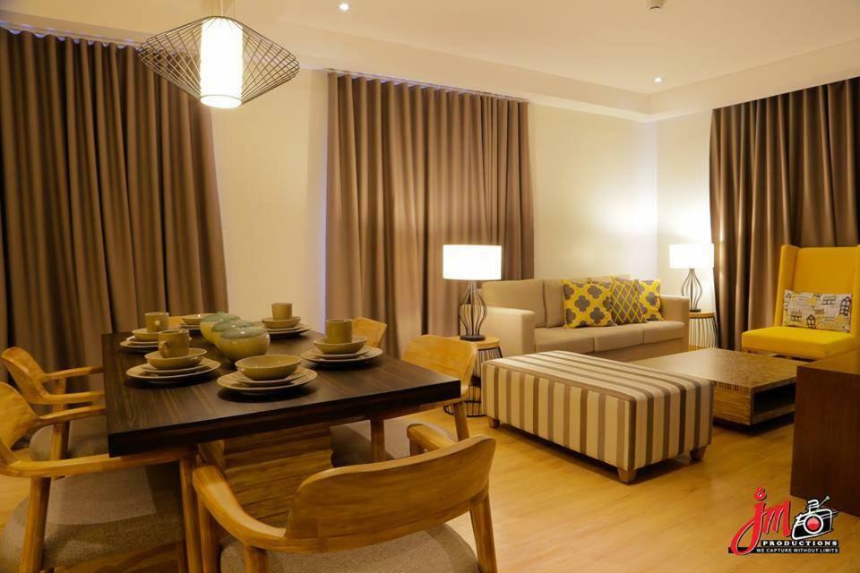 Icove Beach Hotel Olongapo City Exteriör bild