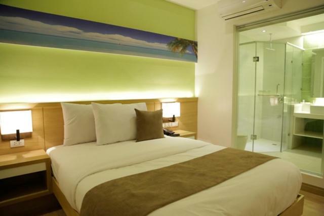 Icove Beach Hotel Olongapo City Exteriör bild